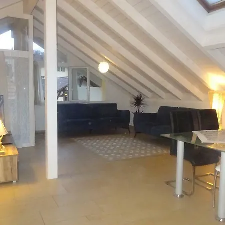 Apartman Babylon *
